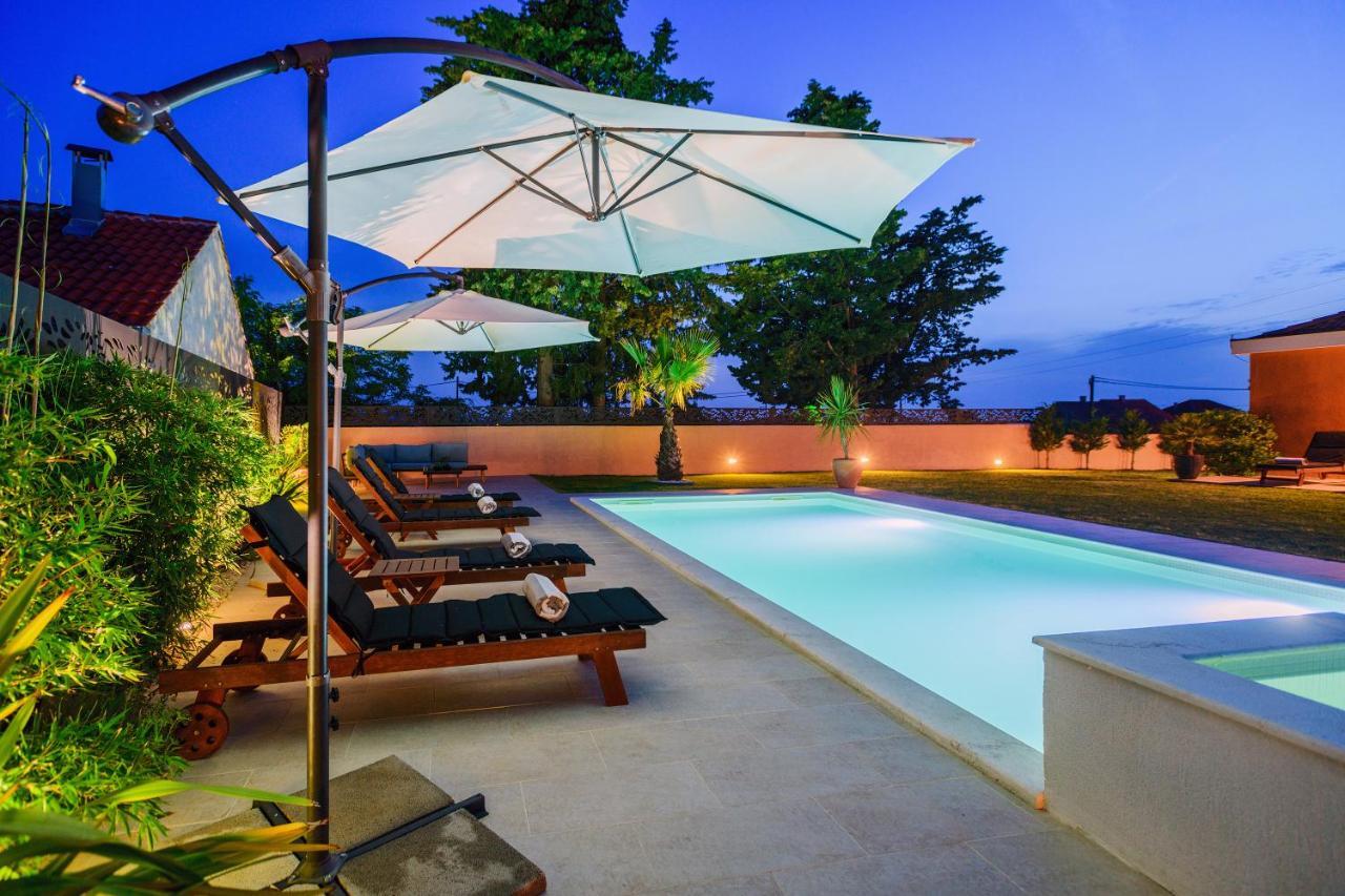 Green Residence Villa ซาดาร์ ภายนอก รูปภาพ